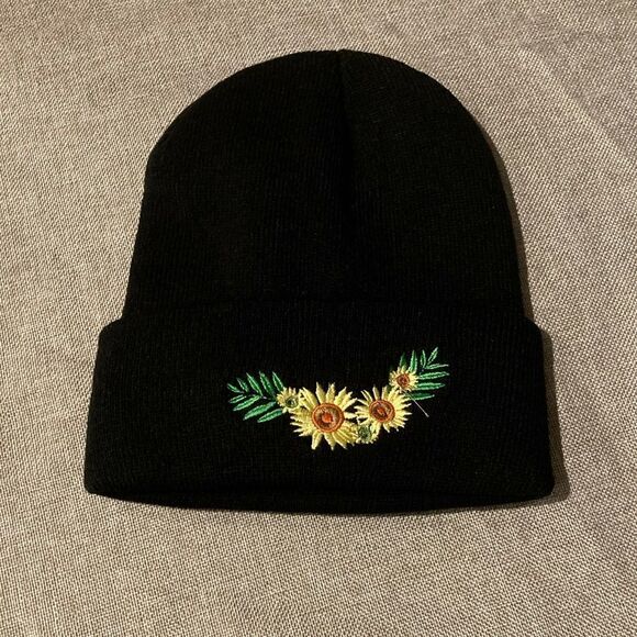 Sunflower 🌻 Embroidered Beanie - Picture 5 of 6